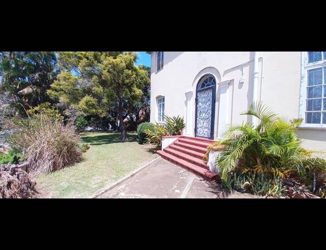 2 BEDROOM APARTMENT FOR SALE IN GLENWOOD